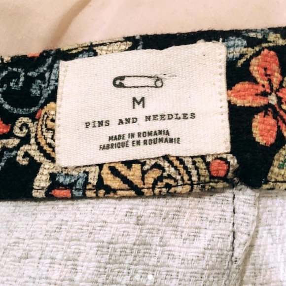 Patterned mini skirt from Pins and Needles (Urban Outfitters) - Picture 2 of 2